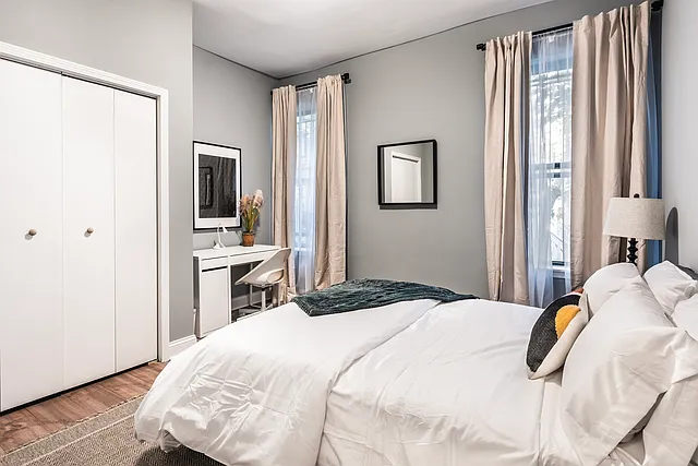 5017 S Drexel Blvd #101 — Photo 9
