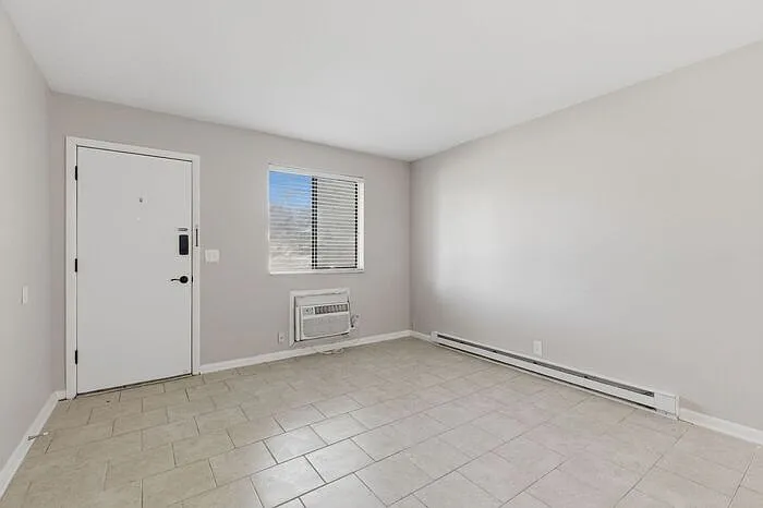 1 bed, 1.0 bath, 522 sqft, $995 — Photo 4
