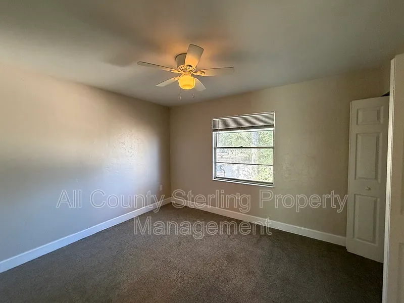 Tower Oaks Manor — Photo 4