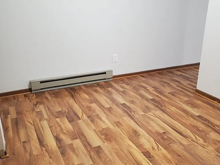 Orchard Village Apartments — Photo 205