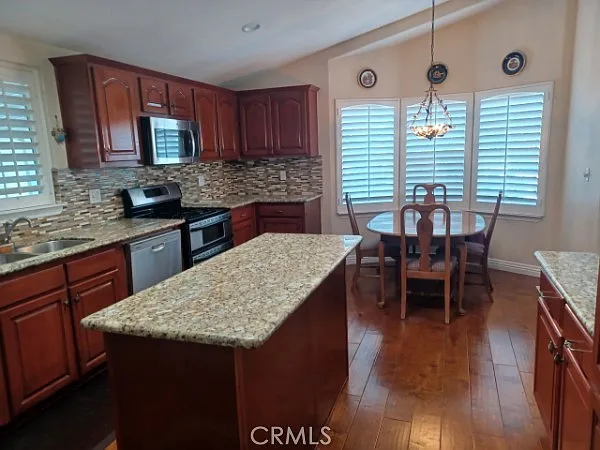 4292 Lahaina Dr — Photo 4