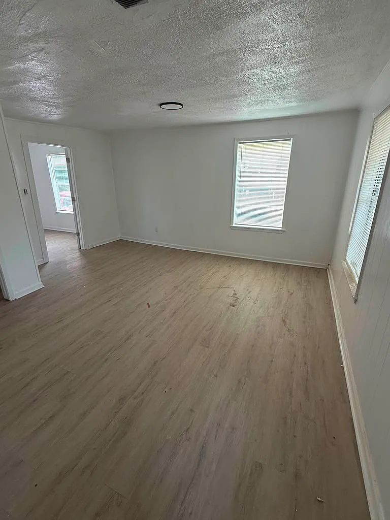 4 bed, 1248 sqft, $1,250 — Photo 4