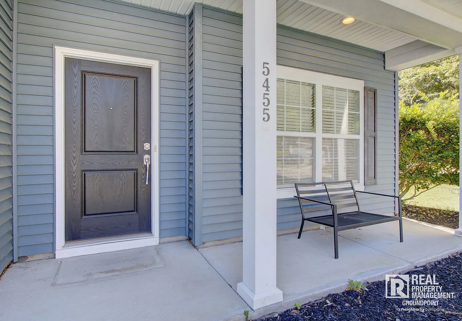 4 bed, 2.5 bath, 2487 sqft, $3,000 — Photo 3