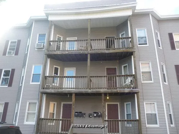 9 Dupont St, Worcester, MA 01604