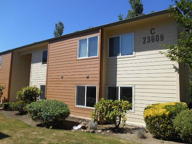 1st image of 23609 112th Ave SE APT C106