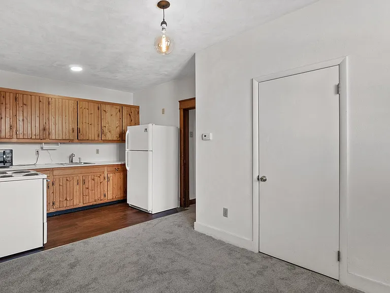 6642 Jefferson Blvd #A — Photo 5