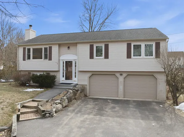 46 Brinton Drive, Nashua, NH 03064