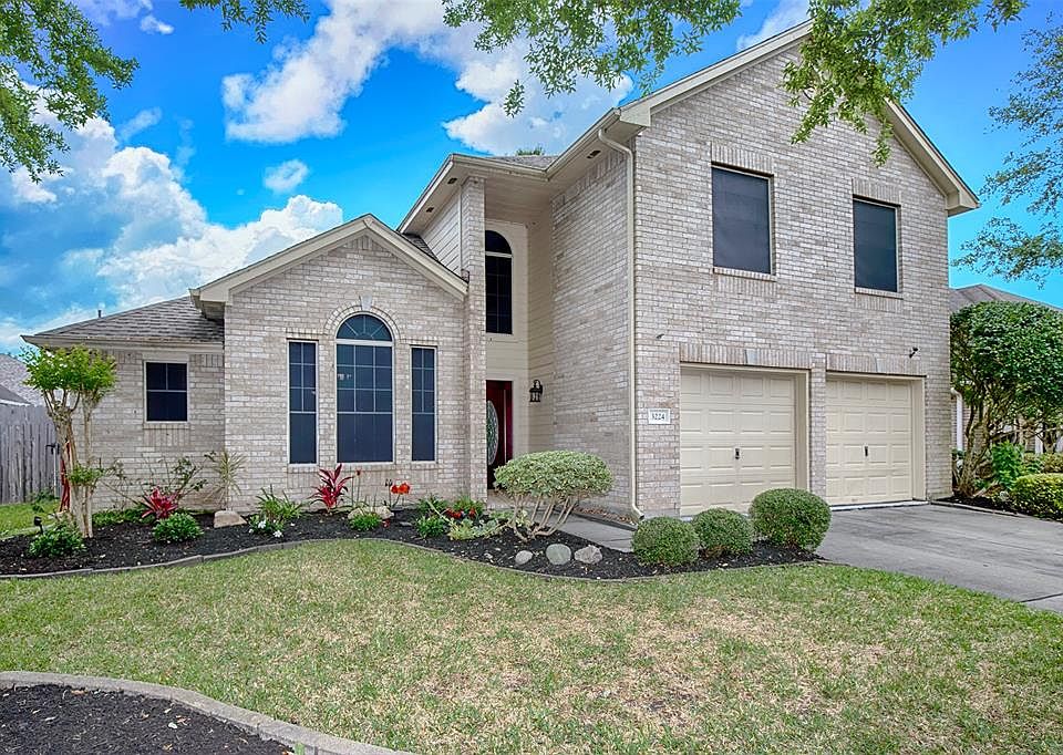1st image of 3224 Crimson Coast Dr