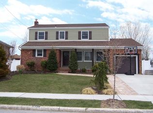 2561 Elderberry Rd, Bellmore, NY 11710