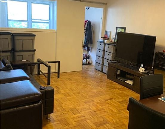 4th image of 41-25 Kissena Blvd #1