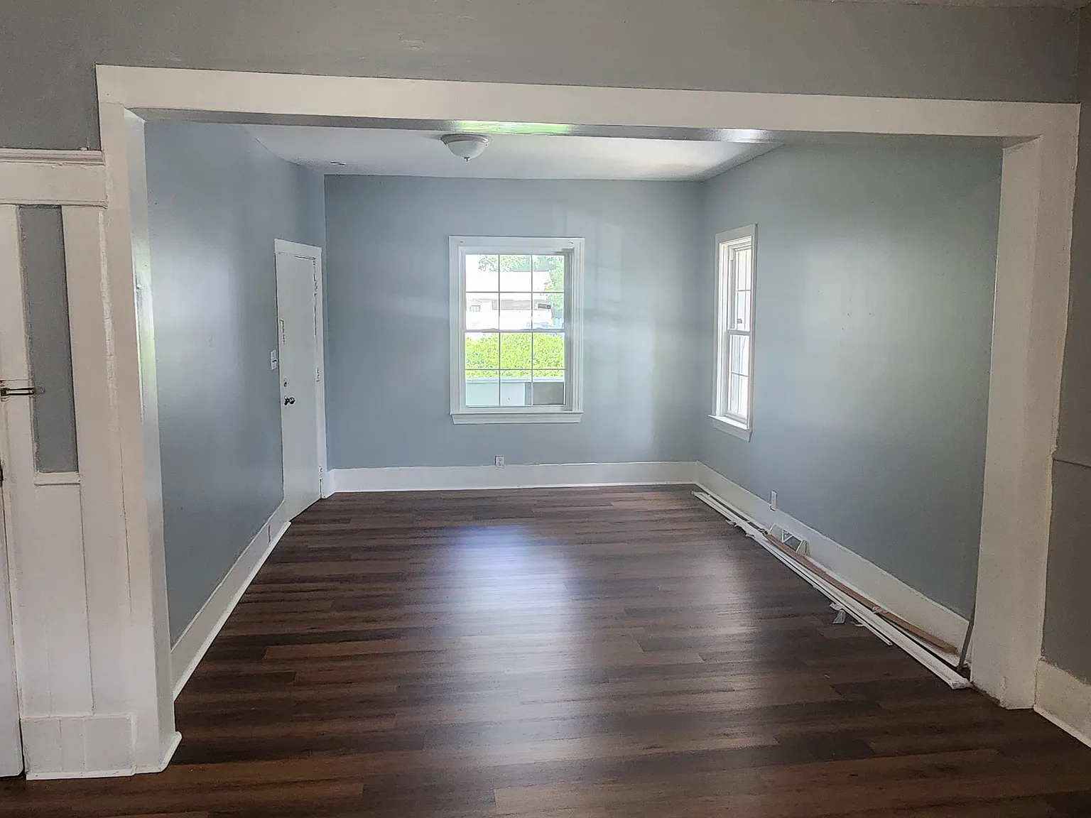 748 S East Ave — Photo 4