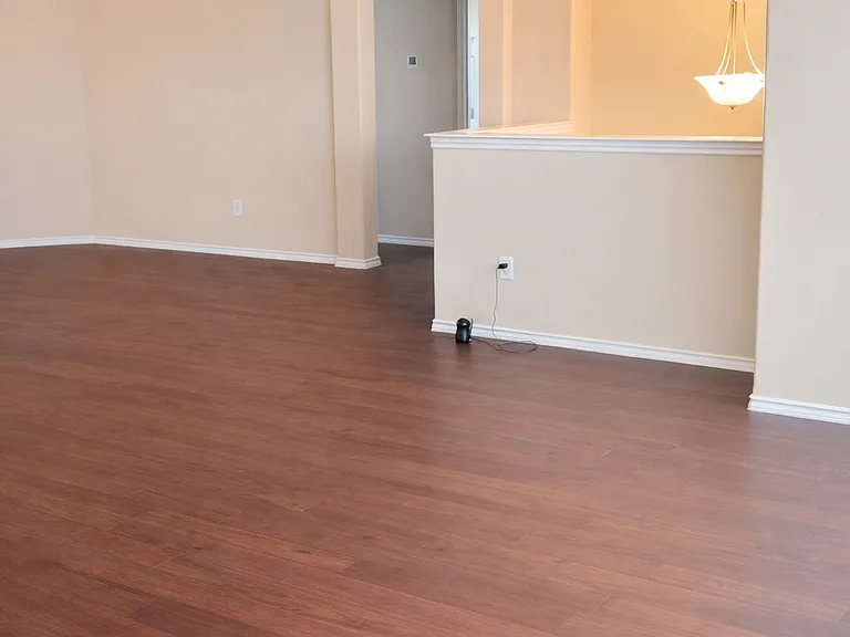 480 Spring Dr — Photo 13