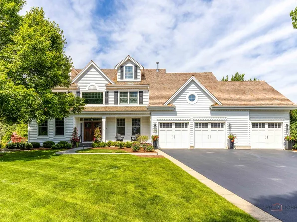 14391 W Braemore Close, Libertyville, IL 60048