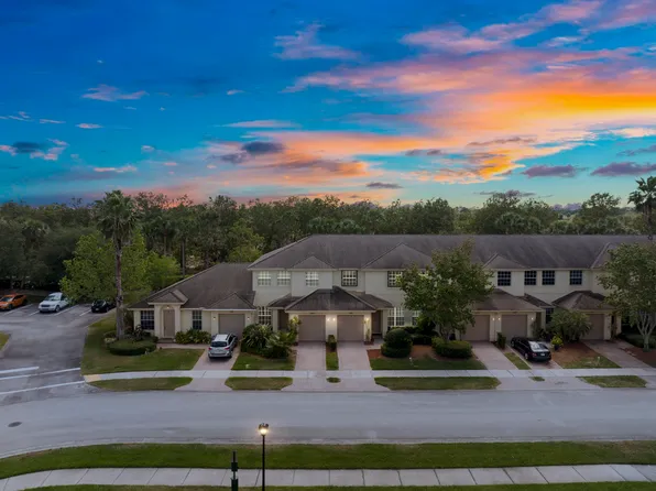 9945 E Villa Cir, Vero Beach, FL 32966