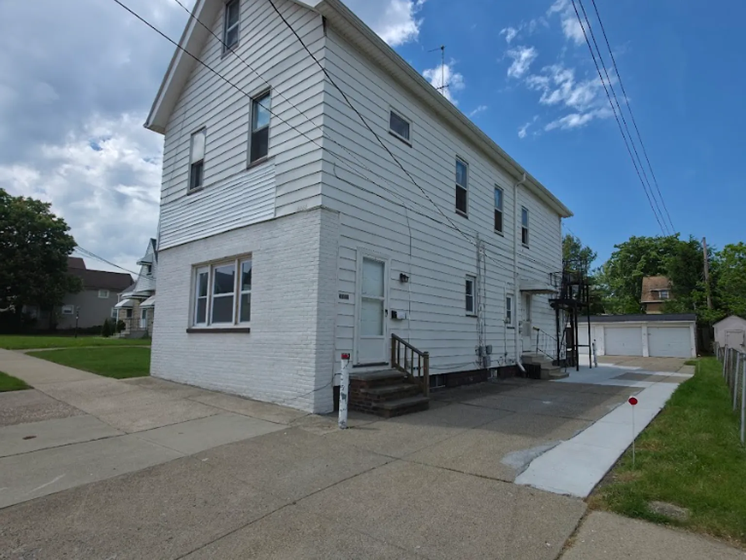 4444 W 51st Street — Photo 2