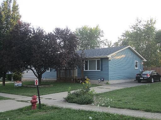 1st image of 1712 S Gilboa Ave