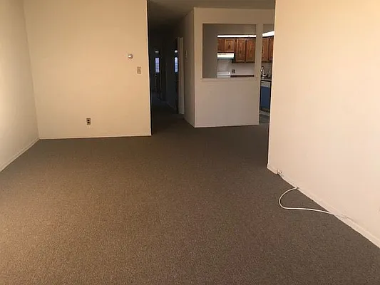 Rented by 18 REALTY | media 10