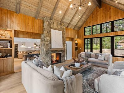 997 Squirrel Ln, McCall, ID, 83638