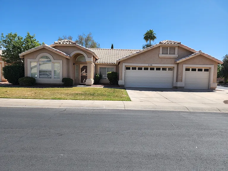 1126 W Grand Caymen Dr — Photo 11