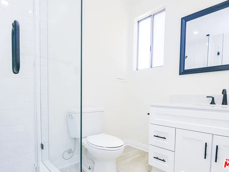 2602 Carnegie Ln #1 — Photo 24