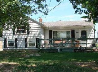 5504 Moline Martin Rd, Walbridge, OH 43465