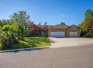 2372 Tradition Way, Redding, CA 96001