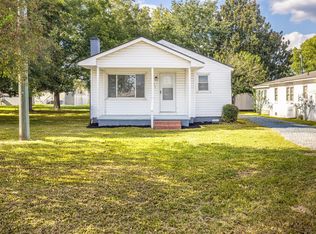 321 Martin Luther King Jr Blvd, Clinton, NC 28328