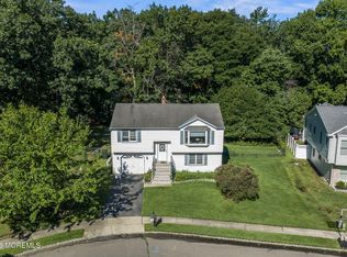 18 Molly Pitcher Drive, Hazlet, NJ 07730