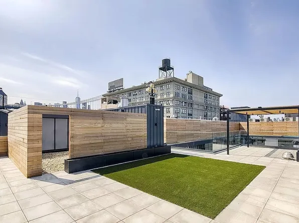 51 Jay Street image 10 of 12