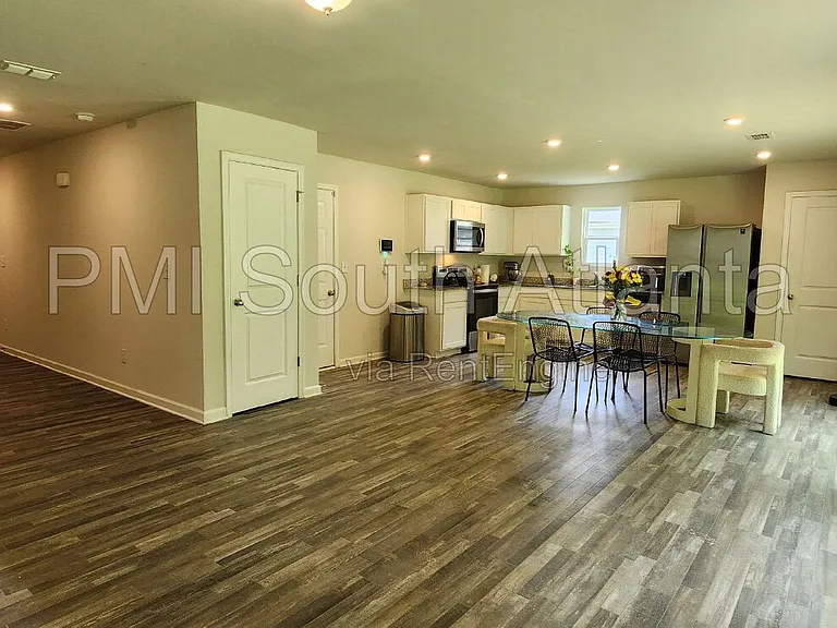 116 Dogwood Ln — Photo 7