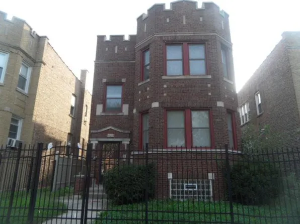 7429 S Dante Ave, Chicago, IL 60619
