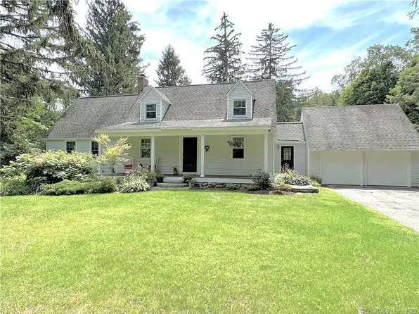 17 West Simsbury Road, Canton, CT 06019