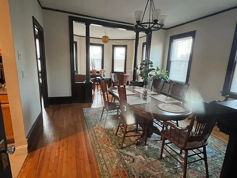143 Stewart St — Photo 22