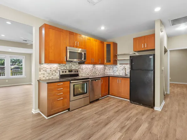 333 W Hutchison St, San Marcos, TX 78666