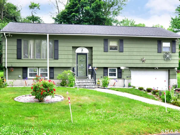 152 Saugus Avenue, Watertown, CT 06779