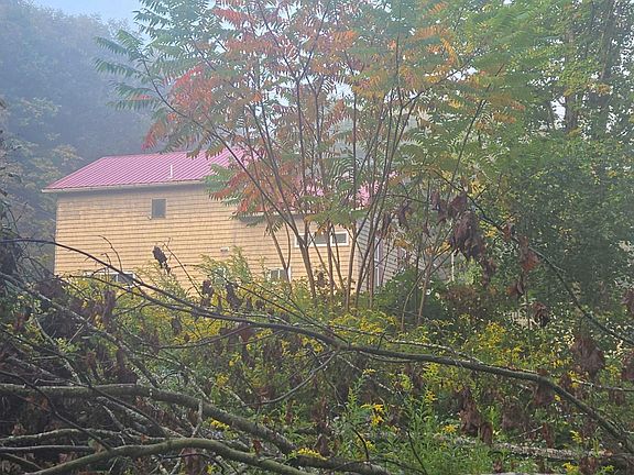 3rd image of 110 Dry Run Rd