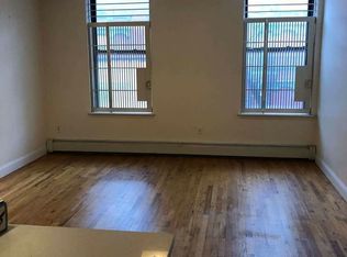 22 Rutgers St #3F, New York, NY 10002