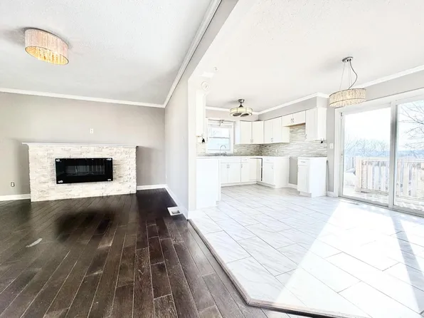 8885 N 70th STREET, Milwaukee, WI 53223