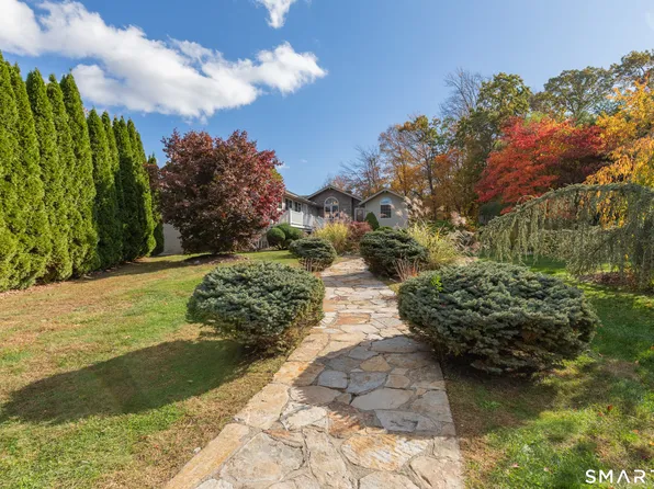 9 Cheryl Lane, Prospect, CT 06712