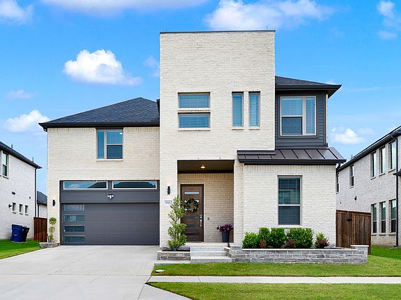 2nd image of 3567 Rustic Oak Dr