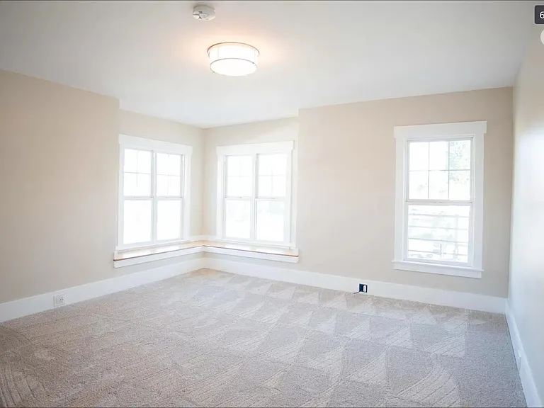 2511 N 50th St #2 — Photo 3