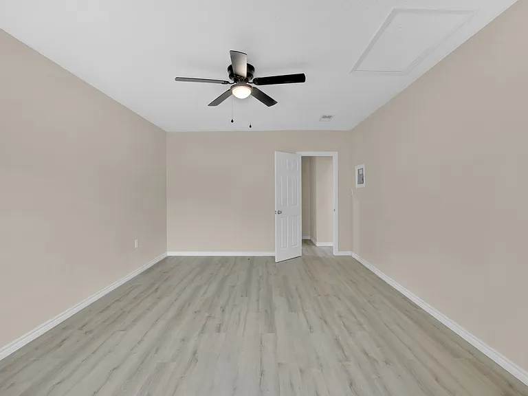 4351 Sun Gate St — Photo 7