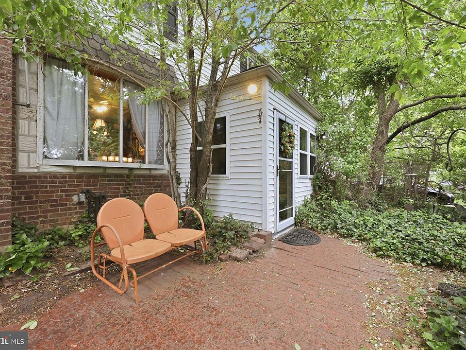 1st image of 14058 Erwin St