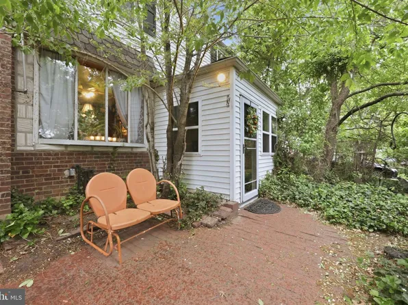 14058 Erwin St, Philadelphia, PA 19116