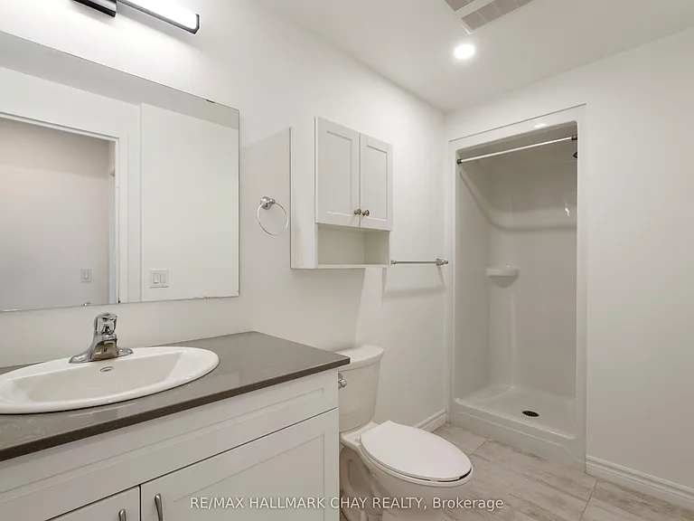30 Hanmer St W #202 — Photo 17