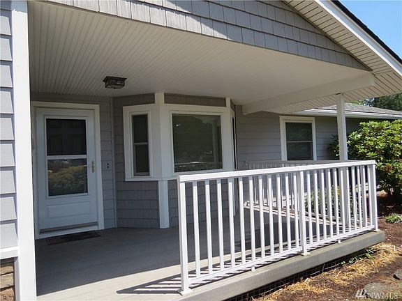 5th image of 13215 109th Avenue Ct E
