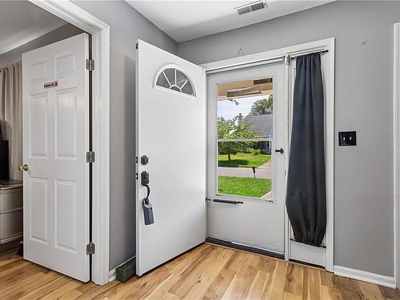 5th image of 1912 Marylebone Ct