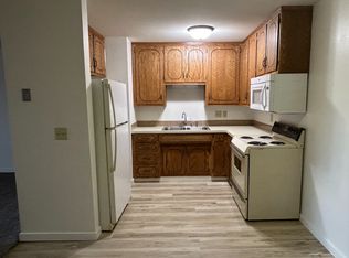 Elm Street Apartments - 944, Little Chute, WI 54140
