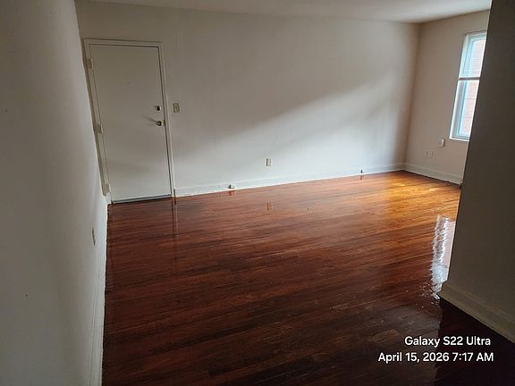 2nd image of 102 Schuyler Rd APT 206