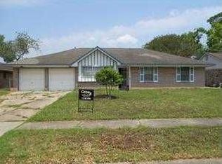 6018 Darlinghurst Dr, Houston, TX 77085